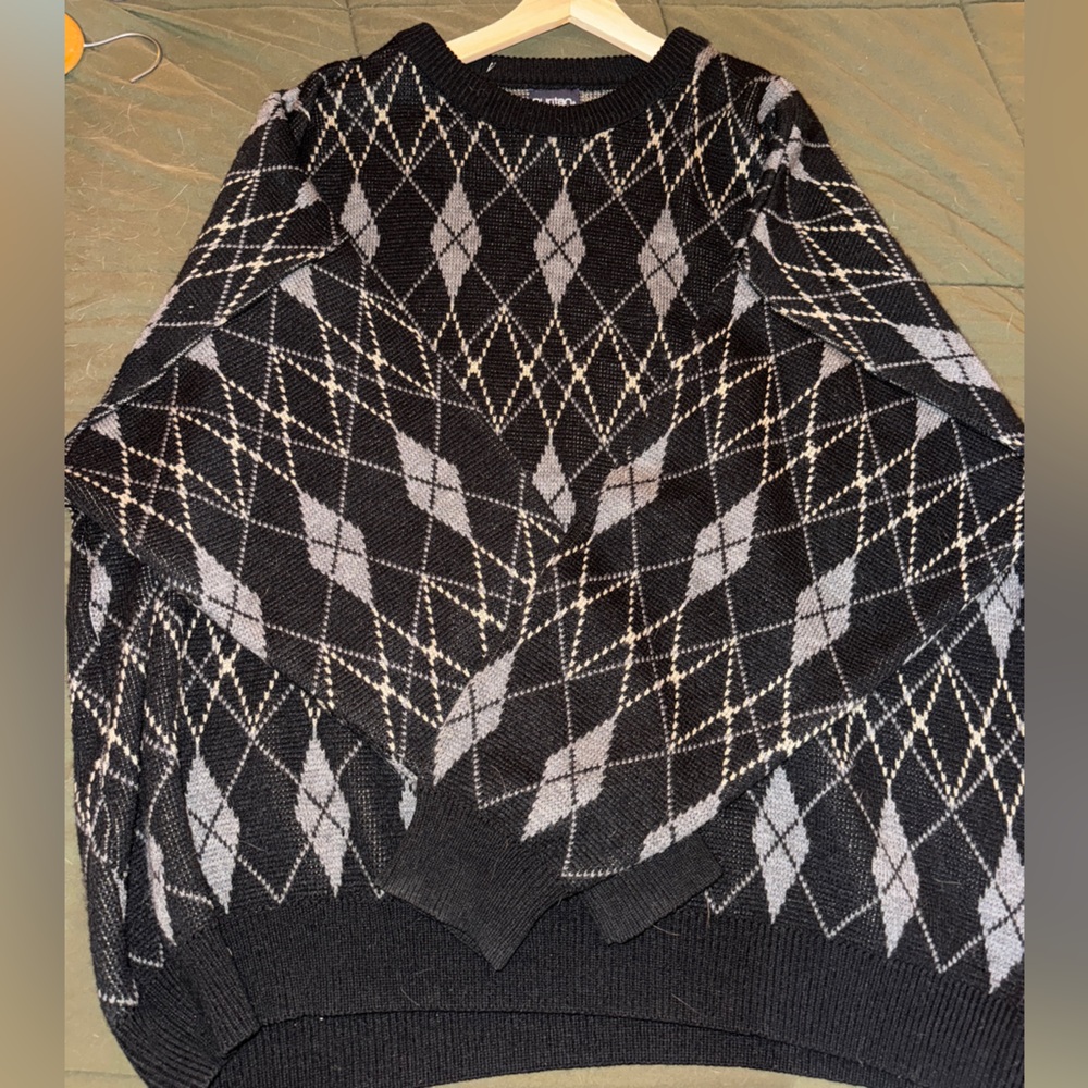 argyle sweater!